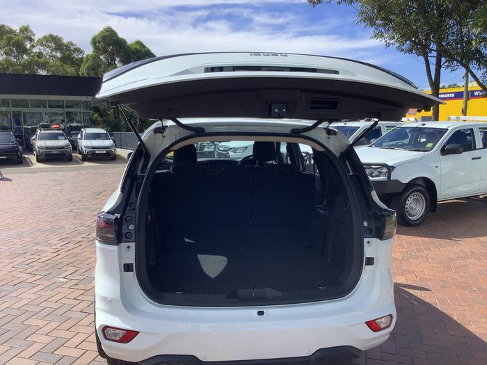 2025 Isuzu MU-X LS-M