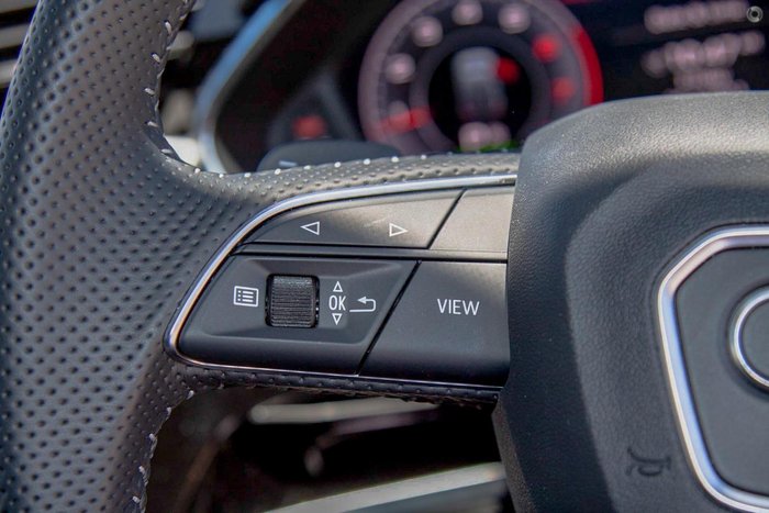 2021 Audi Q3 40 TFSI S line