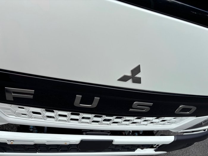 2025 Fuso Canter 615 Tipper White