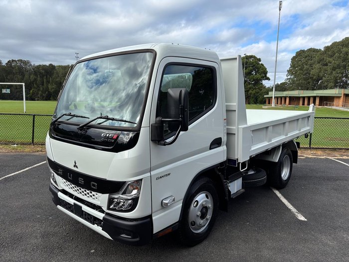 2025 Fuso Canter 615 Tipper White