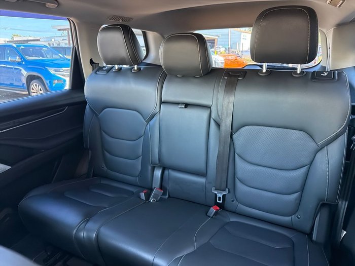 2020 LDV D90 Executive