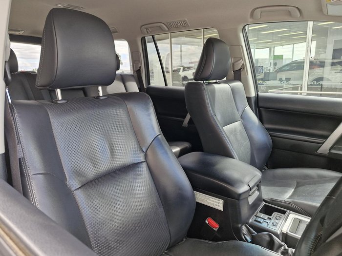 2021 Toyota Landcruiser Prado VX