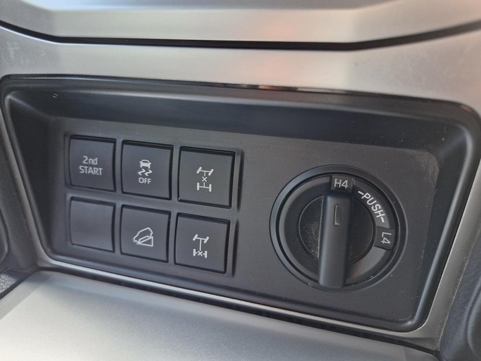 2021 Toyota Landcruiser Prado VX