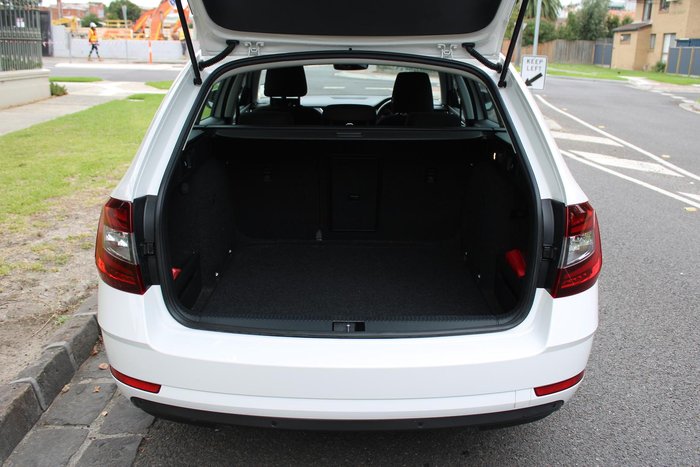 2019 SKODA Octavia 110TSI NE MY19 Moon White