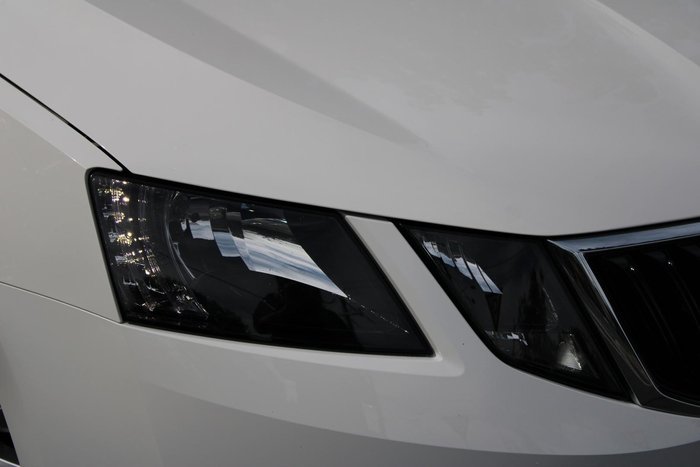 2019 SKODA Octavia 110TSI NE MY19 Moon White