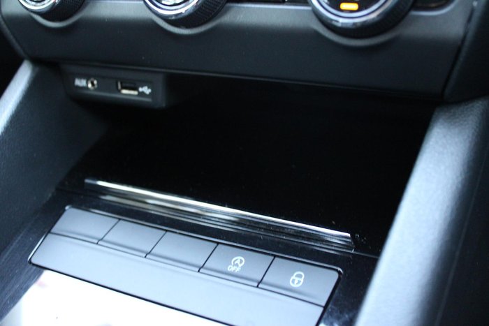 2019 SKODA Octavia 110TSI NE MY19 Moon White