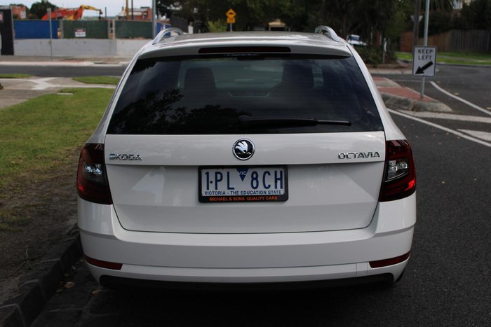 2019 SKODA Octavia 110TSI NE MY19 Moon White