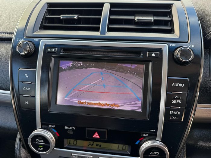 2014 Toyota Camry Hybrid H AVV50R Silver Pearl