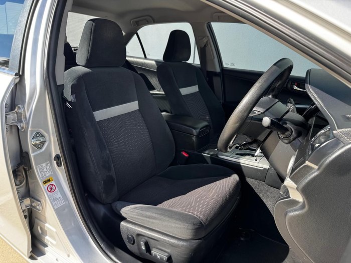 2014 Toyota Camry Hybrid H AVV50R Silver Pearl