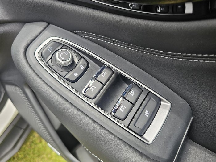 2025 Subaru Outback AWD Touring XT 6GEN MY25 AWD Crystal White