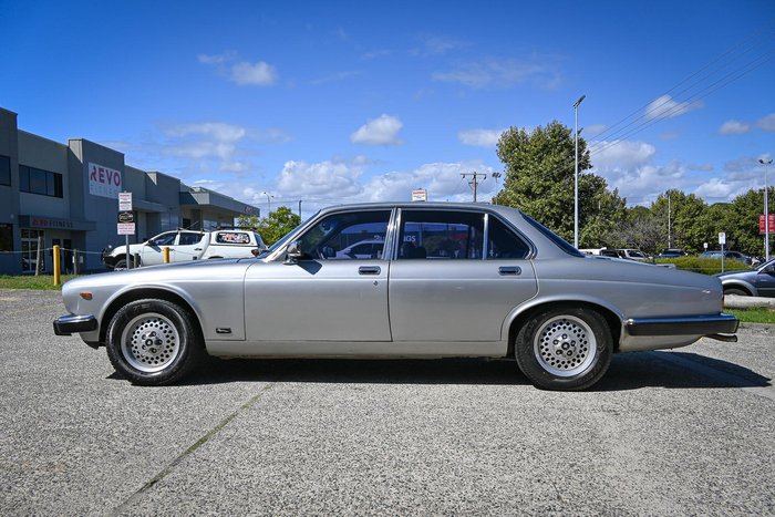 1981 Jaguar XJ6