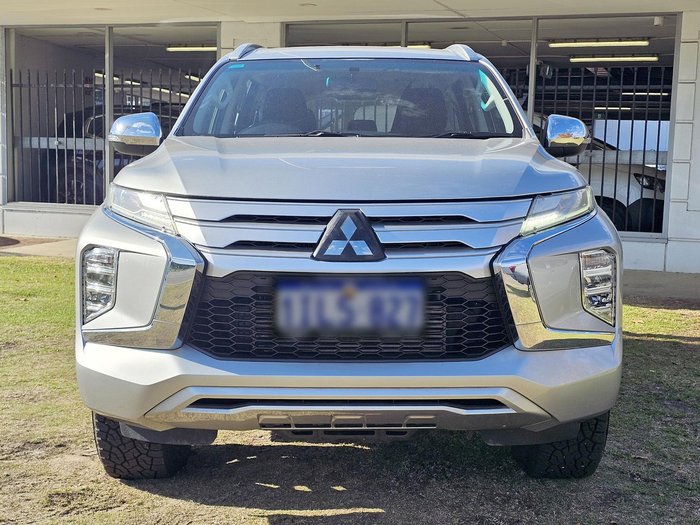 2021 Mitsubishi Pajero Sport GLX