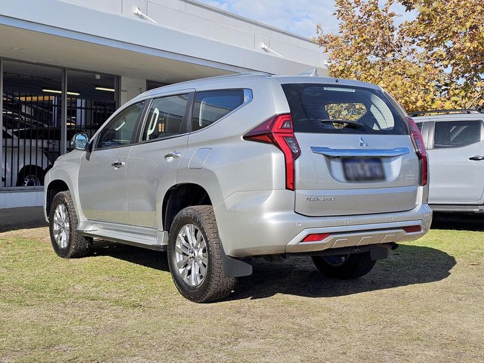 2021 Mitsubishi Pajero Sport GLX