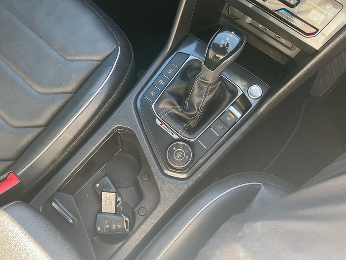 2021 Volkswagen Tiguan 162TSI R-Line