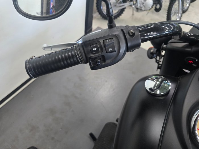 2015 INDIAN CHIEF DARK HORSE Black