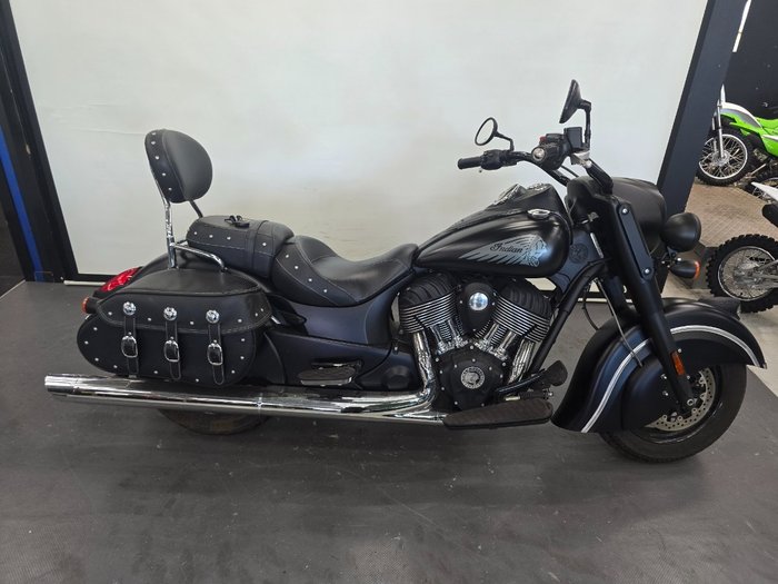 2015 INDIAN CHIEF DARK HORSE Black