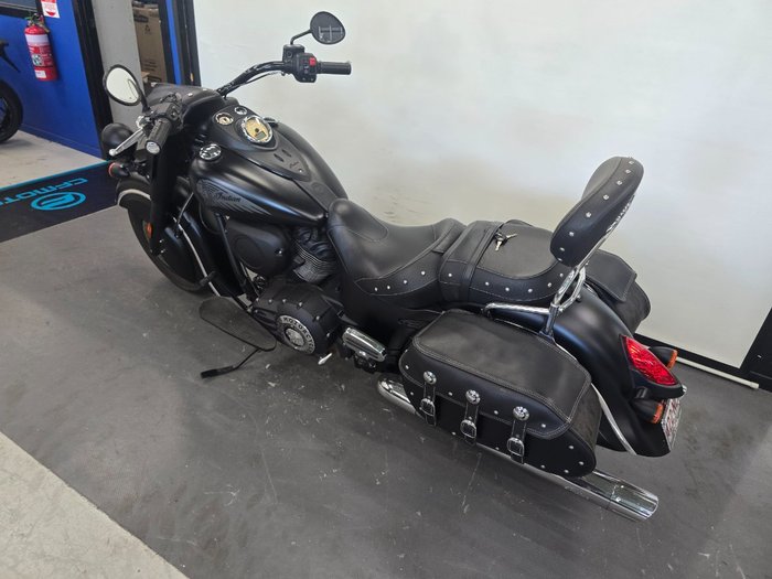 2015 INDIAN CHIEF DARK HORSE Black