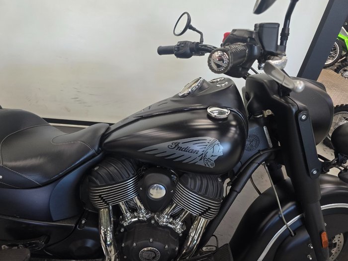 2015 INDIAN CHIEF DARK HORSE Black