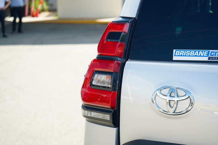 2021 Toyota Landcruiser Prado VX