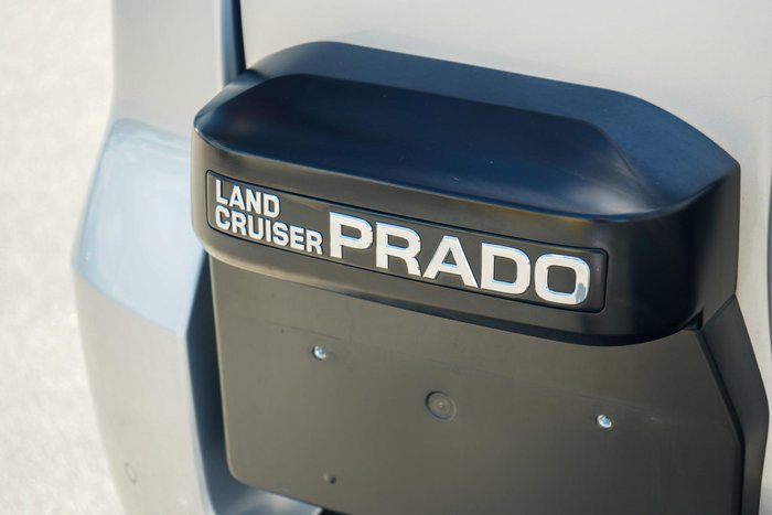 2021 Toyota Landcruiser Prado VX