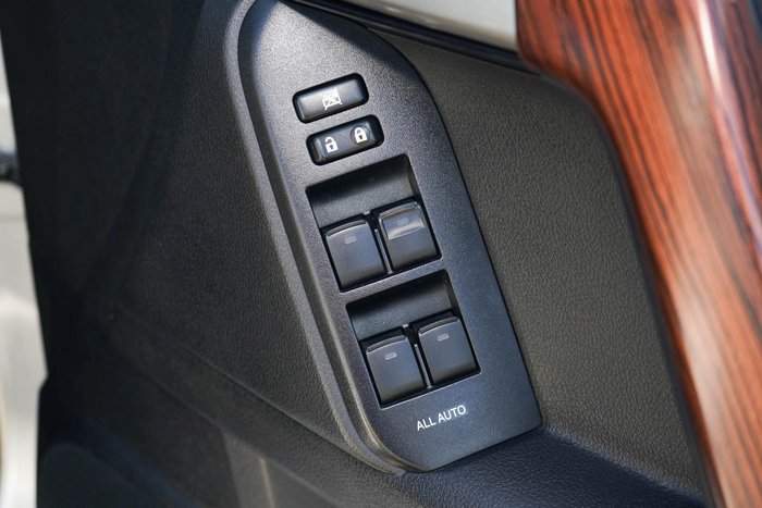 2021 Toyota Landcruiser Prado VX