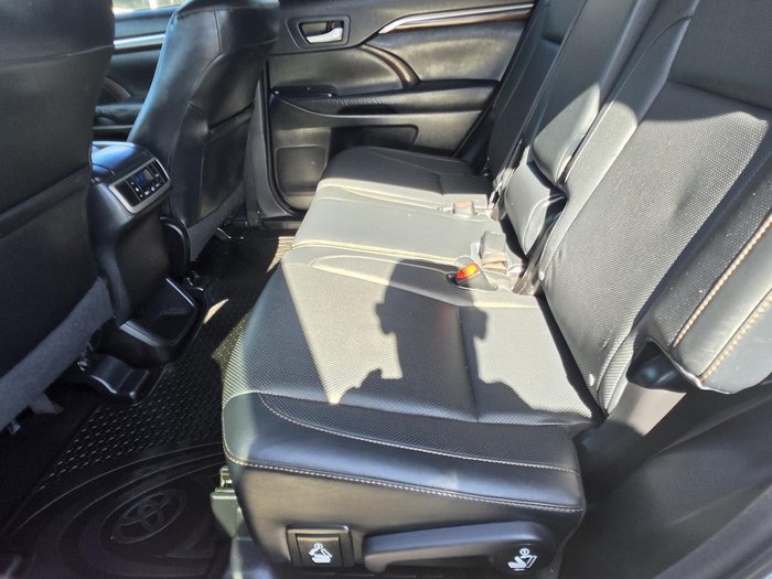 2015 Toyota Kluger Grande