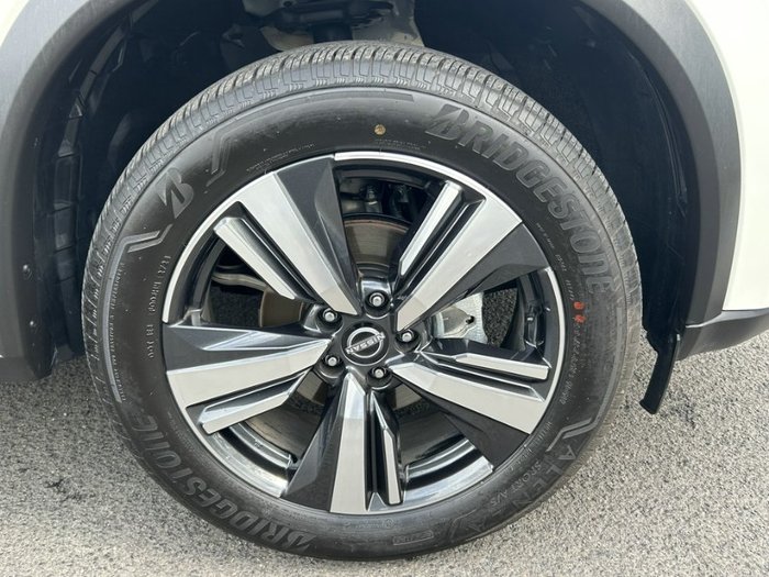 2025 Nissan X-TRAIL TI