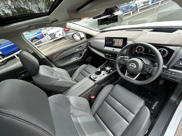 2025 Nissan X-TRAIL TI