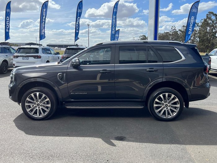 2025 Ford Everest Platinum