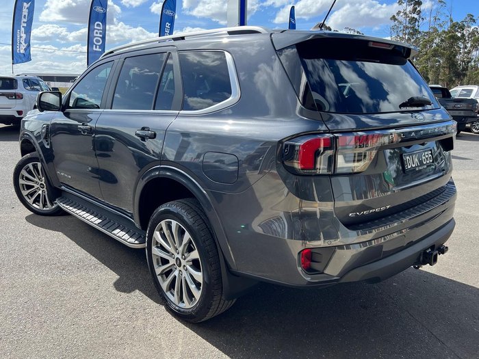 2025 Ford Everest Platinum