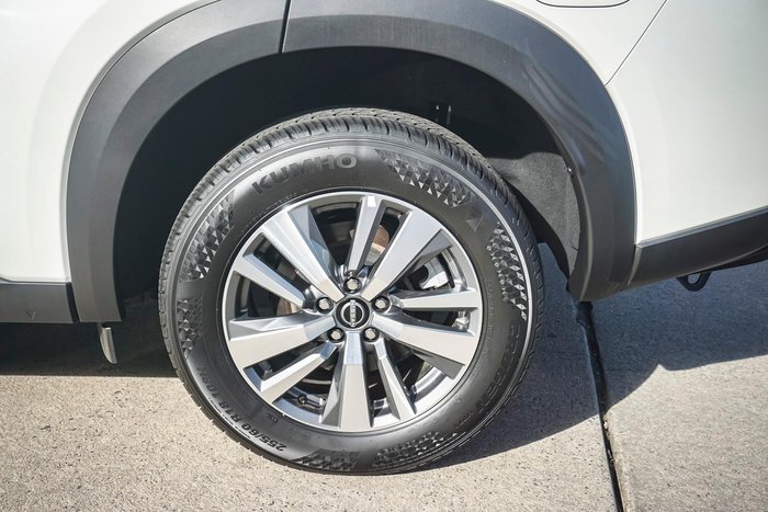 2024 Nissan Pathfinder Ti