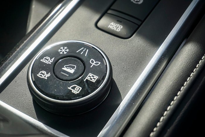 2024 Nissan Pathfinder Ti