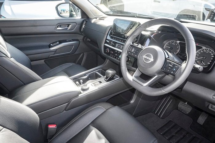 2024 Nissan Pathfinder Ti