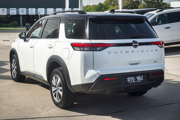 2024 Nissan Pathfinder Ti