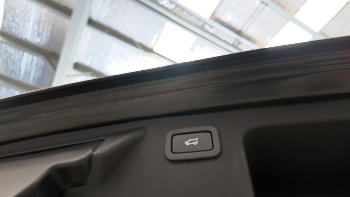 2016 Land Rover Discovery Sport SD4 HSE L550 MY16.5 4X4 Constant Santorini Black