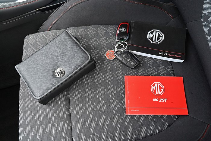 2023 MG ZST Core