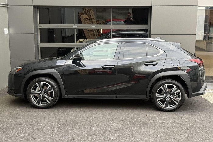 2023 Lexus UX 250h Luxury