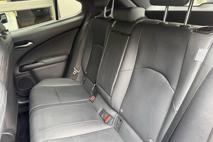 2023 Lexus UX 250h Luxury