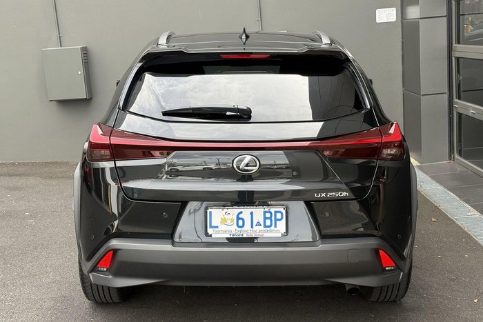 2023 Lexus UX 250h Luxury