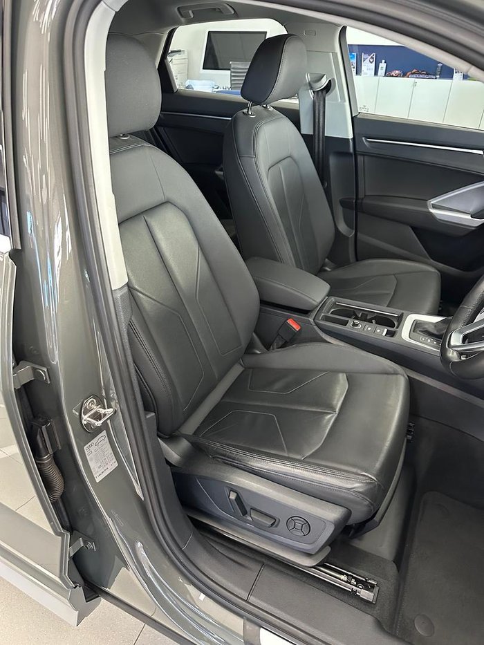 2022 Audi Q3 35 TFSI S line