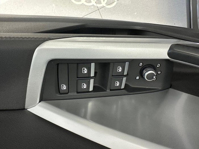 2022 Audi Q3 35 TFSI S line