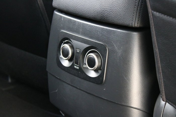 2013 Mitsubishi Pajero