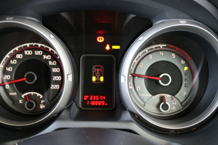 2013 Mitsubishi Pajero