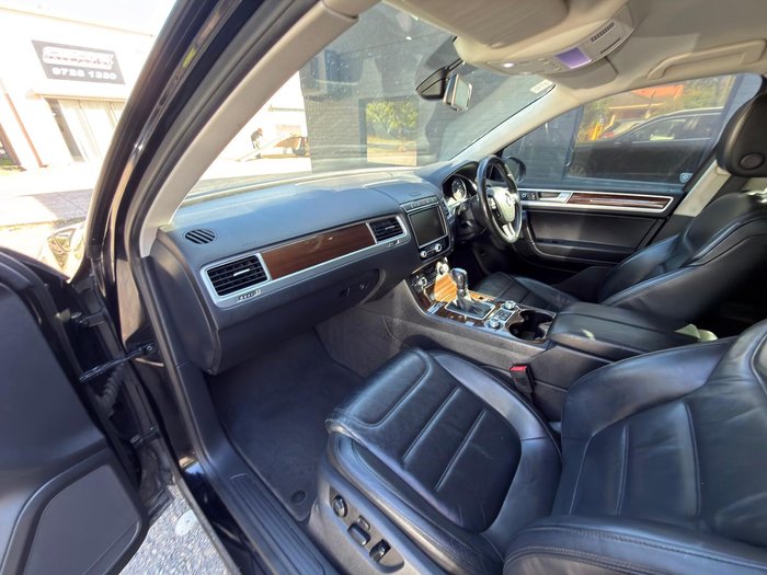 2015 Volkswagen Touareg V6 TDI 7P MY15 Four Wheel Drive Deep Black