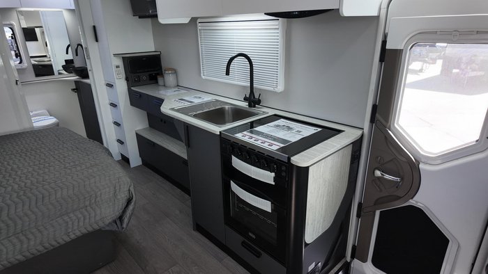 2026 Avida Birdsville Lx