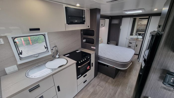 2021 Jayco Journey Outback 21.66-3 Ob