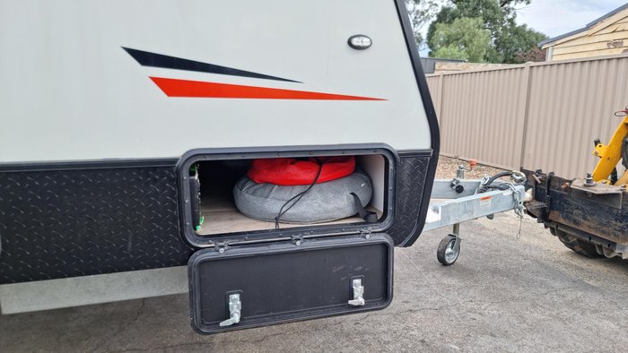 2021 Jayco Journey Outback 21.66-3 Ob