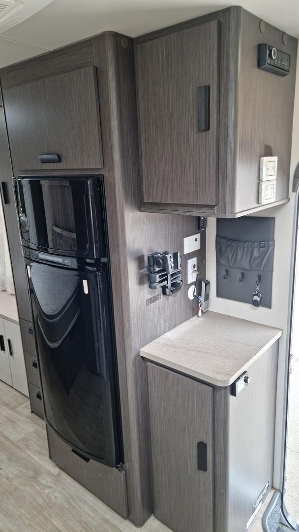 2021 Jayco Journey Outback 21.66-3 Ob