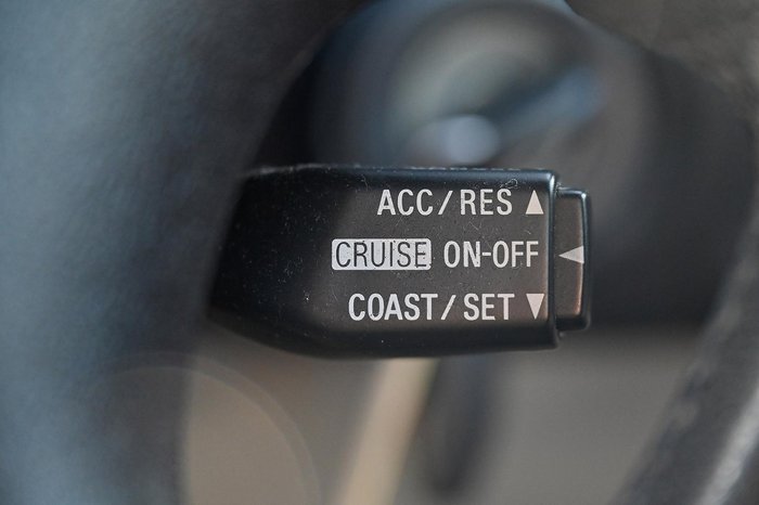 2004 Mitsubishi Verada Ei KW Gold