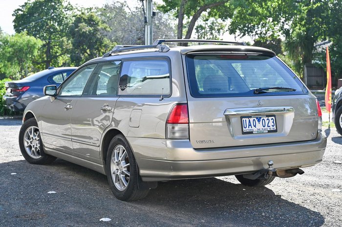 2004 Mitsubishi Verada Ei KW Gold